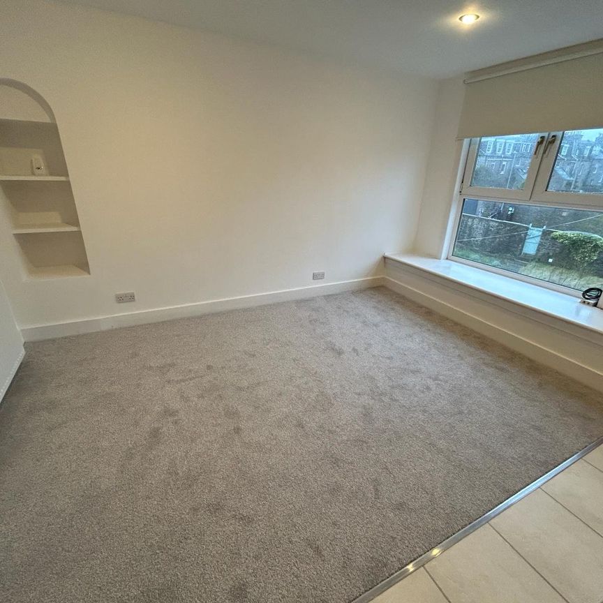 South Crown Street, Aberdeen - Photo 1