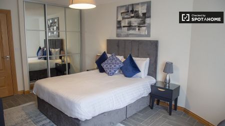 Modern 1-bedroom apartment for rent in Ballsbridge, Dublin - Photo 4