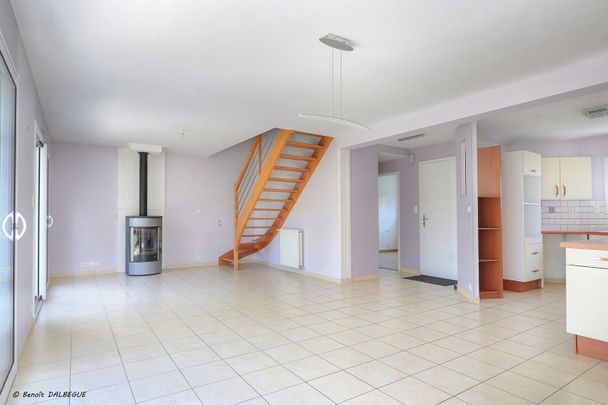 Location Maison 5 pièces 112m² CHANTEPIE 35135 - Photo 1
