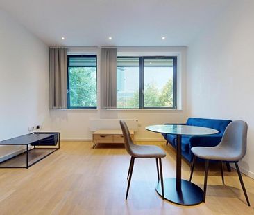 1 bedroom flat to rent - Photo 2