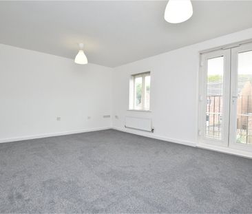 50, Dunlop Avenue, Leeds, West Yorkshire, LS12 6LE - Photo 1