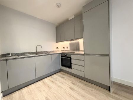 1 bedroom flat to rent - Photo 2