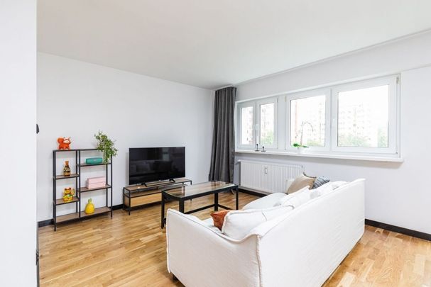 3 pokoje blisko WUM | Dostępne od zaraz! 48 m² - Photo 1