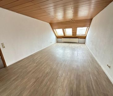 2-Zimmer Dachgeschosswohnung in Essen-Altendorf - Photo 4