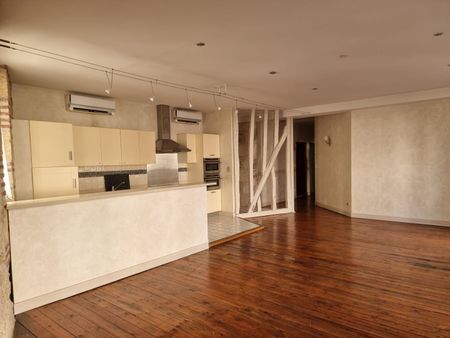 APPARTEMENT TYPE 4 EN HYPERCENTRE - Photo 4