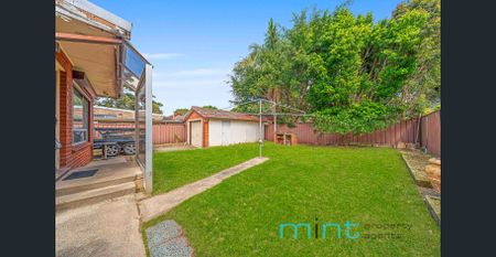 Spacious Family Home in Prime Croydon Location - Photo 5