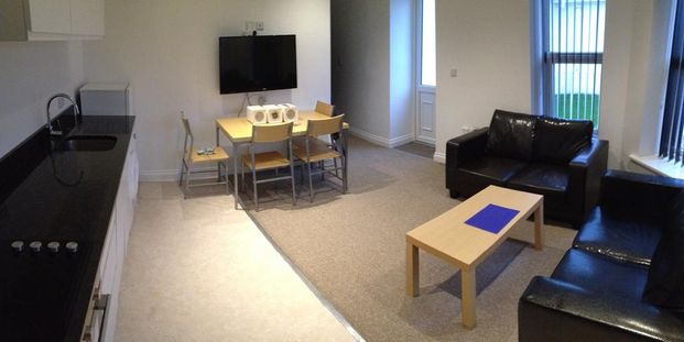 2 bedroom house share to rent - Photo 1