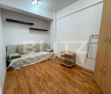 Garsoniera, 30 mp, A.C. pet friendly, zona străzii București - Photo 1
