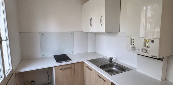 Location Appartement 1 pièce 29m² ROISSY EN FRANCE 95700 - Photo 2