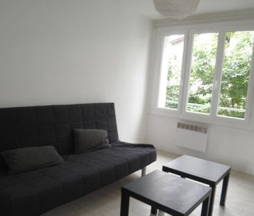 Location Appartement 1 pièce 25m² CHAMBERY 73000 - Photo 2