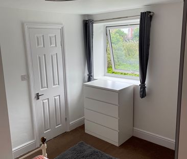 Room in a Shared House, Boundaries Road, SW12 - Photo 5