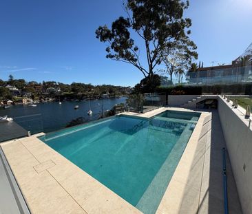 Caringbah South - Photo 2