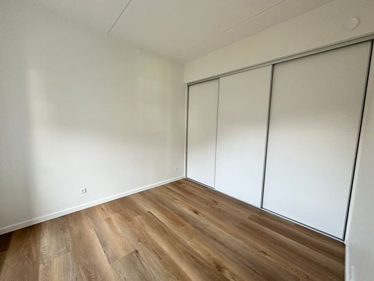 Moderne lejlighed med stor altan og naturskøn beliggenhed - Photo 1