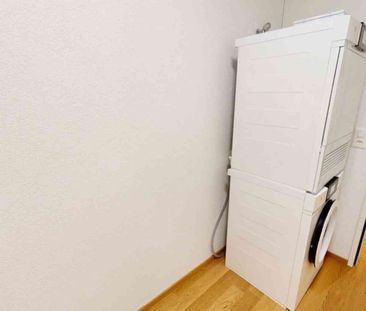 2.5 Zimmer, 75 m², 3. Stock - Photo 6
