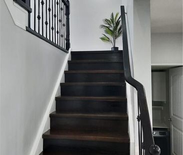 500 SNOWDROP Court Unit# Upper, Kitchener, Ontario, N2E4G4 - Photo 2