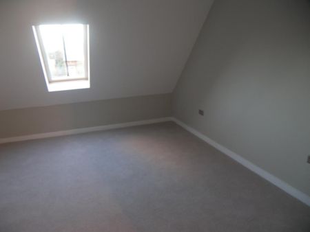 12, The Grosvenor House, Moortown, Leeds, West Yorkshire, LS17 6QD - Photo 5