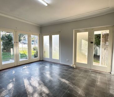 Home For Rent - Photo 6