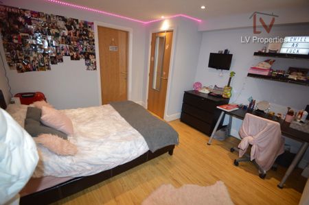 Royal Park Avenue - Photo 3