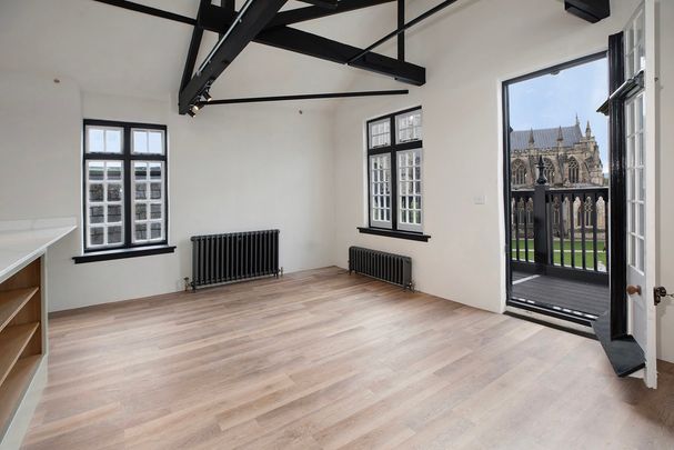 2 bed terraced house to rent in Catherine Street, Exeter, EX1 - Photo 1