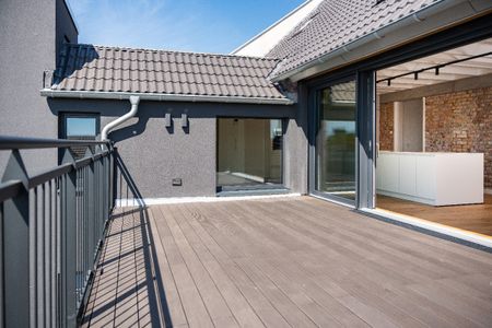 Luxuriöses Penthouse in saniertem Altbau mit Lift und Dachterrasse - Foto 3