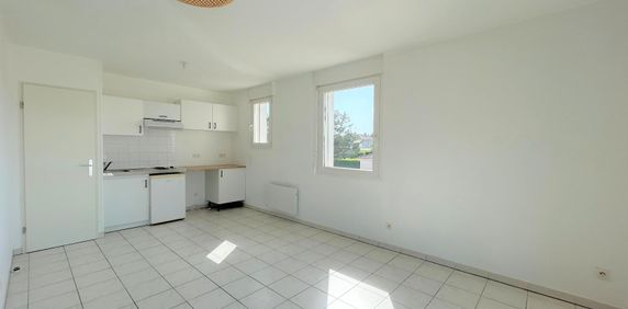 Location Appartement 2 pièces 44m² PINEUILH 33220 - Photo 2