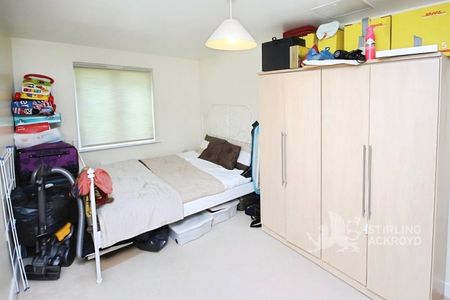 London Road, Guildford, GU1 1FY - Photo 2