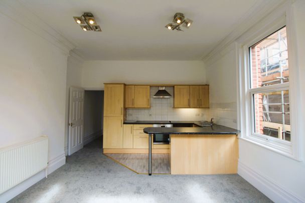 Boltro Road, Goldings Court, RH16 - Photo 1