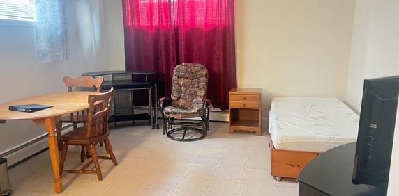 Chambre à louer pour étudiant-e seulement - Photo 2