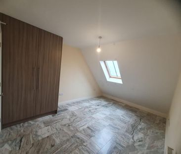 3 bedroom flat to rent - Photo 1