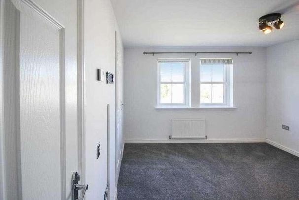 Hopecroft Crescent,aberdeen, AB21 - Photo 1