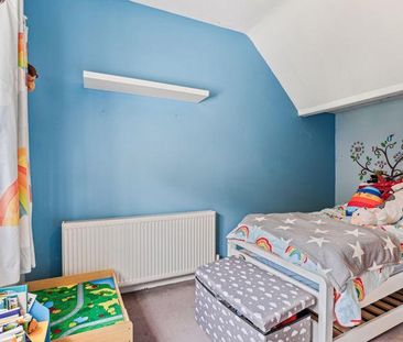 3 bedroom apartment to rent - Photo 2