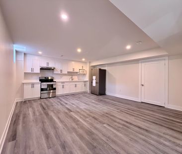 For Lease - 1 Kenneth Ross Bend Unit# Lower, East Gwillimbury, Ontario - Photo 2