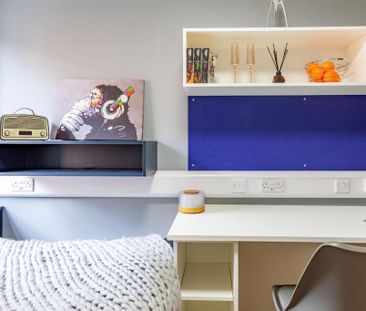 1 bedroom in a flat share to rent - Photo 4