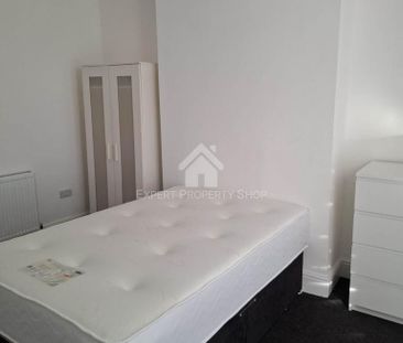 1 bedroom in a house share to rent - Photo 6