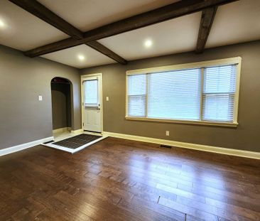 For Lease - 134 Harmony Road Unit# Main, Oshawa, Ontario - Photo 3