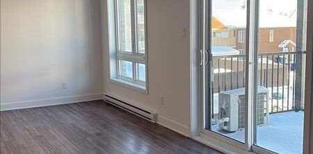 4 1/2 À LOUER - SAINT-JACQUES - APPARTEMENT À LOUER - Photo 2