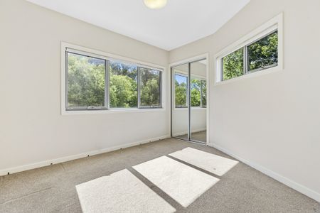 A modern townhouse designed for effortless living - Photo 3