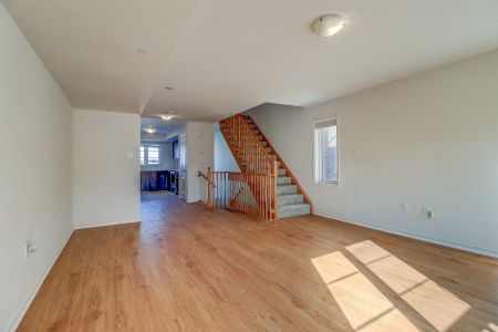 For Lease - 2677 Deputy Minister Path, Oshawa, Ontario - Photo 2