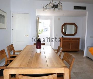 Alquiler de piso en Calle los Naranjos, 5 - Photo 4