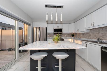 For Lease - 111 Gore Court, Milton, Ontario - Photo 4