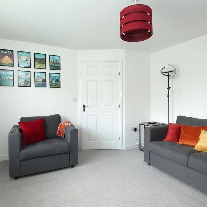 3 bedroom detached house to rent - Photo 1