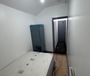 Room in a Shared House, James Turner Street, B18 - Photo 5