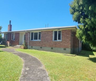 141 Devon Street, Hillcrest - Photo 3