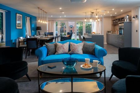 1 bedroom retirement property to rent - Photo 2