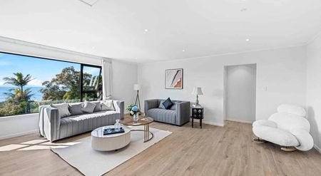 Fully Furnished Family Haven: Views, Space & L... - Photo 2