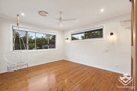 Resort-Style Family Living with Pool Pavilion, Playing Court & Private Master Retreat - Photo 3