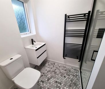 Alexandra Road, Poole - Photo 4