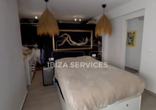 Charming 3-Bedroom Townhouse with Private Pool in Cala de Bou – Available for Yearly Rental