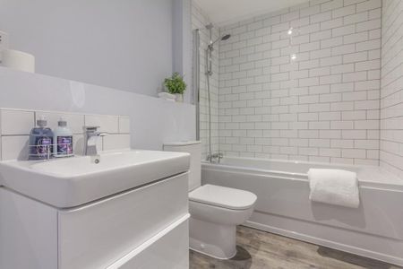 2 bedroom apartment to rent - Photo 5