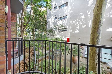 3/7 St Neots Avenue, Potts Point NSW 2011 - Studio For Rent | Domain - Photo 2